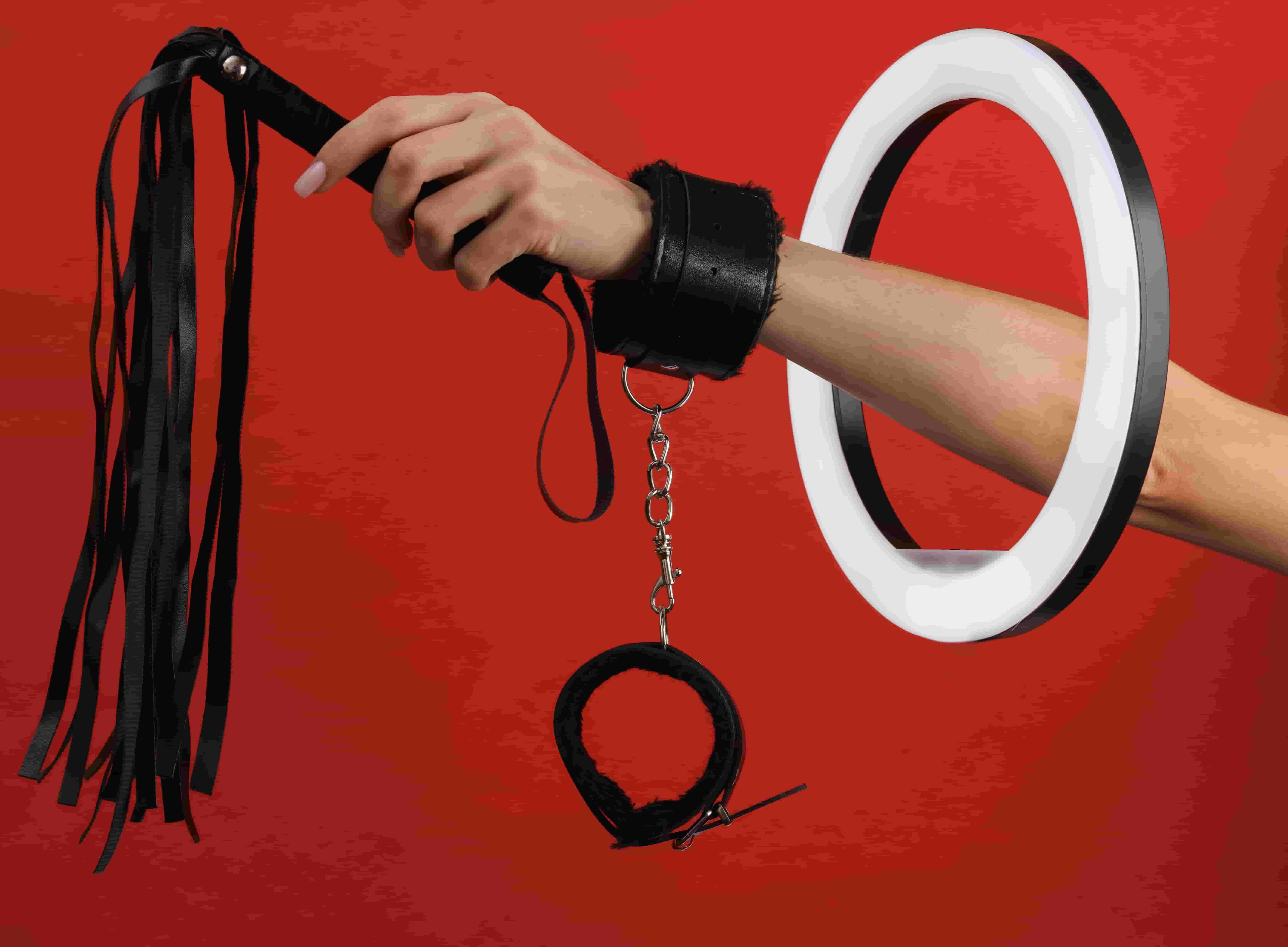 Fétichisme et technologie : l&rsquo;impact des nouvelles plateformes sur les pratiques.